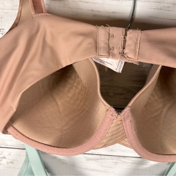 Warner’s Blissful Benefits Lot (2) Padded Underwire Bra 38D - Picture 9 of 10